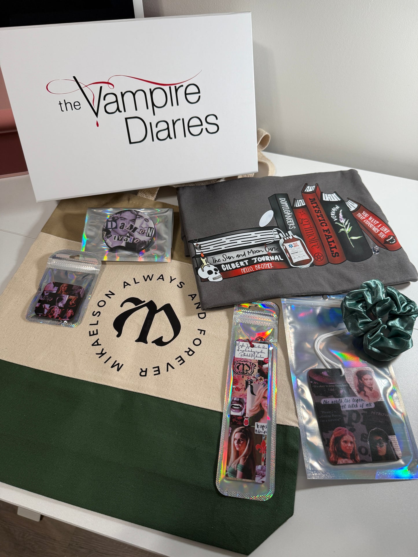 VAMPIRES MYSTERY BOX