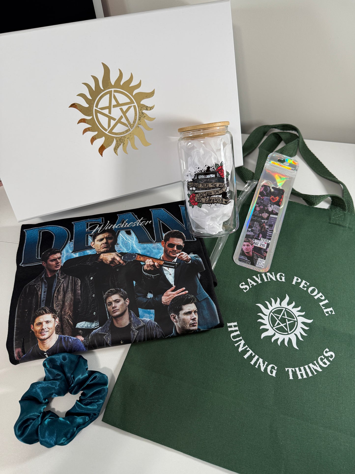SUPER NATURAL MYSTERY BOX