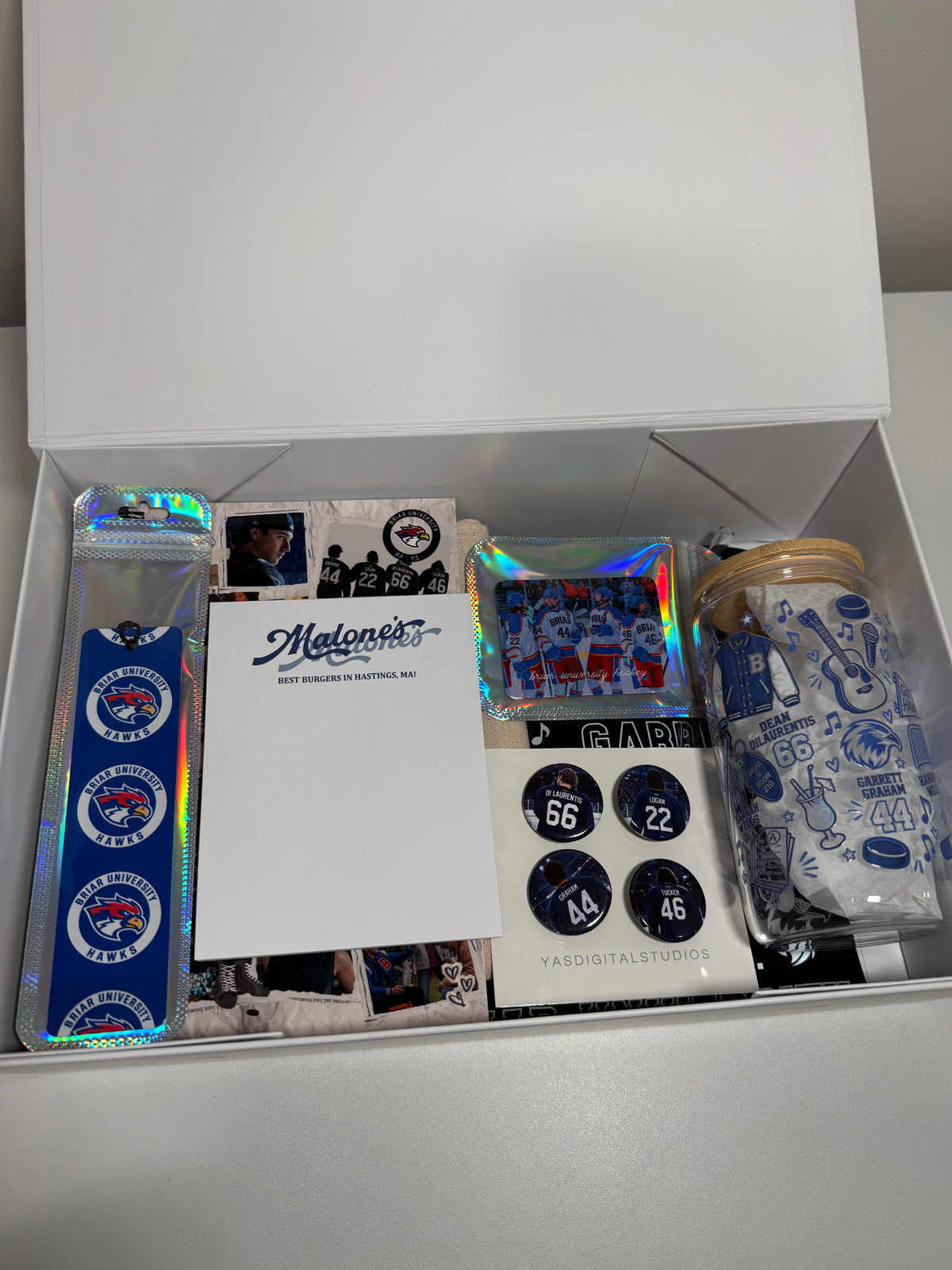 OFF CAMPUS GIFT BOX