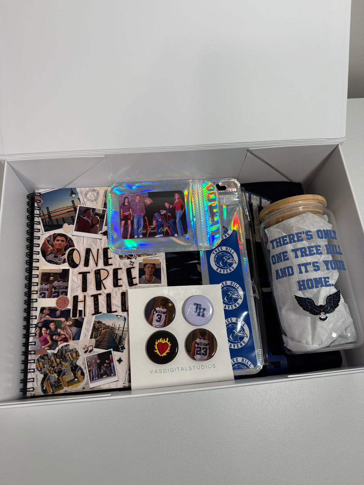 ONE TREE HILL GIFT BOX