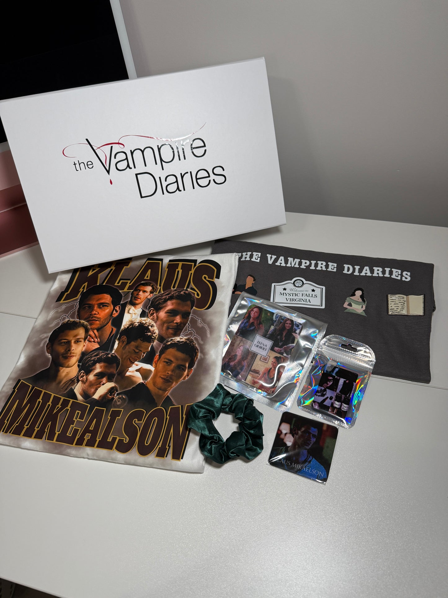 VAMPIRES MYSTERY BOX