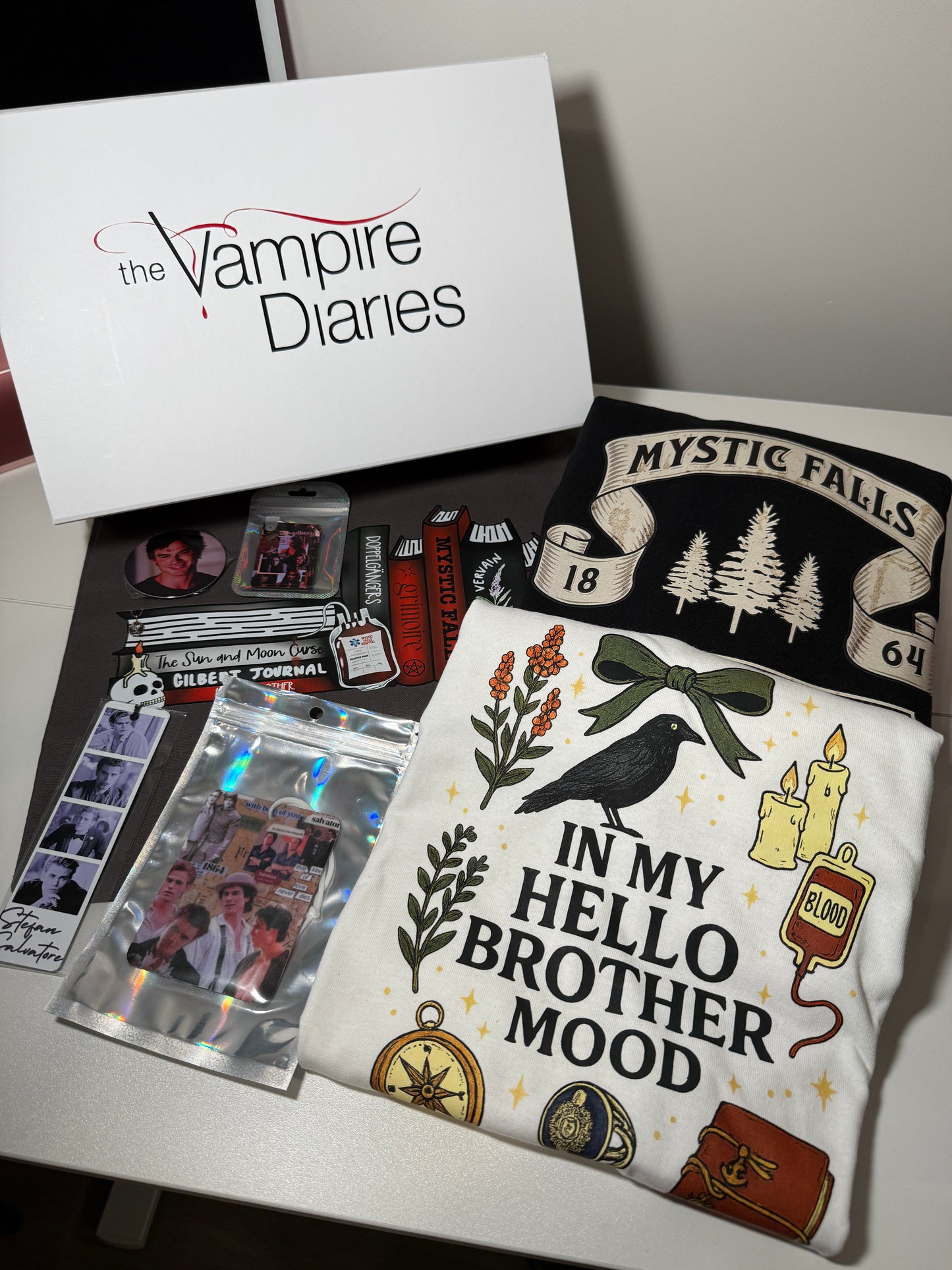 VAMPIRES MYSTERY BOX